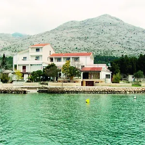 krevet i doručak Miramar, Starigrad Paklenica