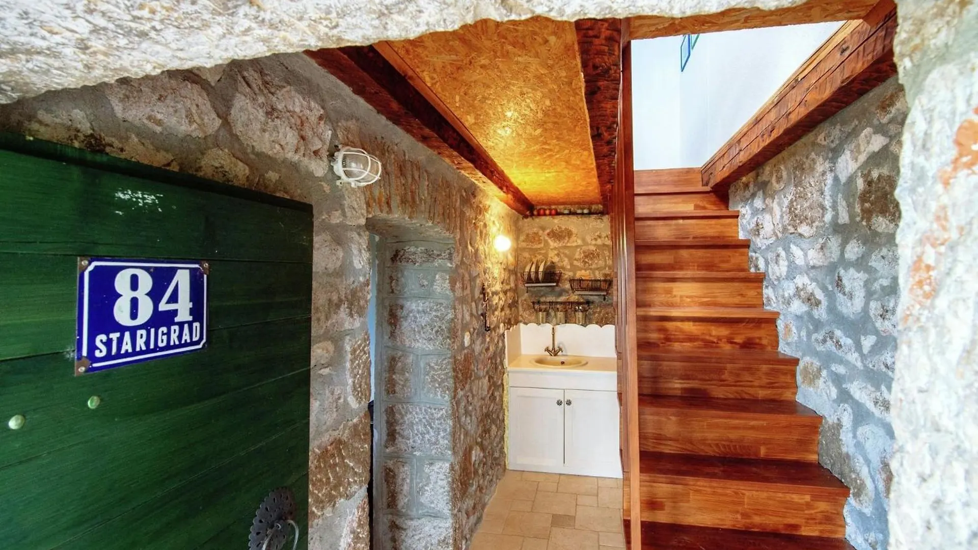 Authentic Stone House On The Mountain Velebit Starigrad Paklenica
