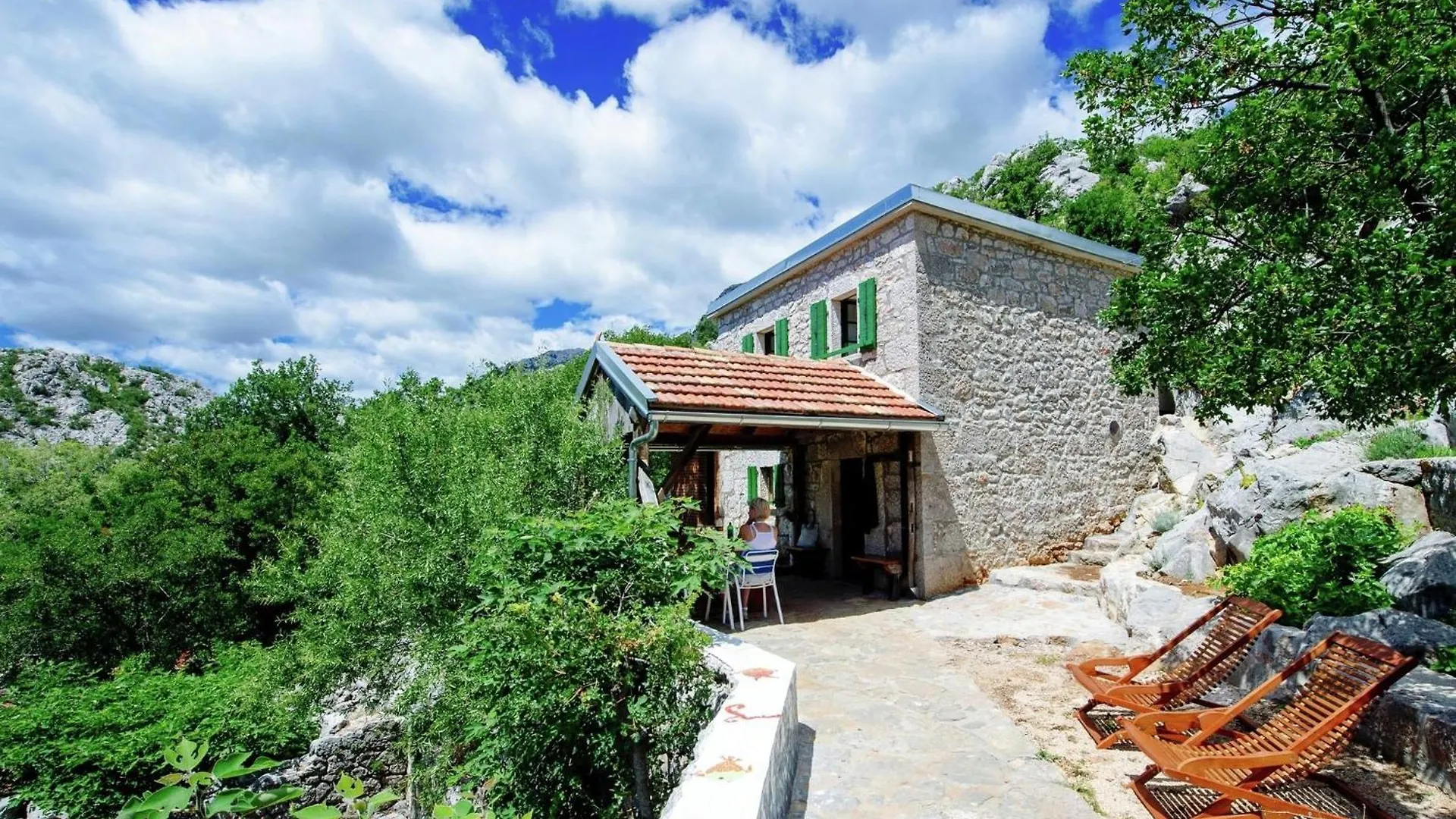 Authentic Stone House On The Mountain Velebit Starigrad Paklenica