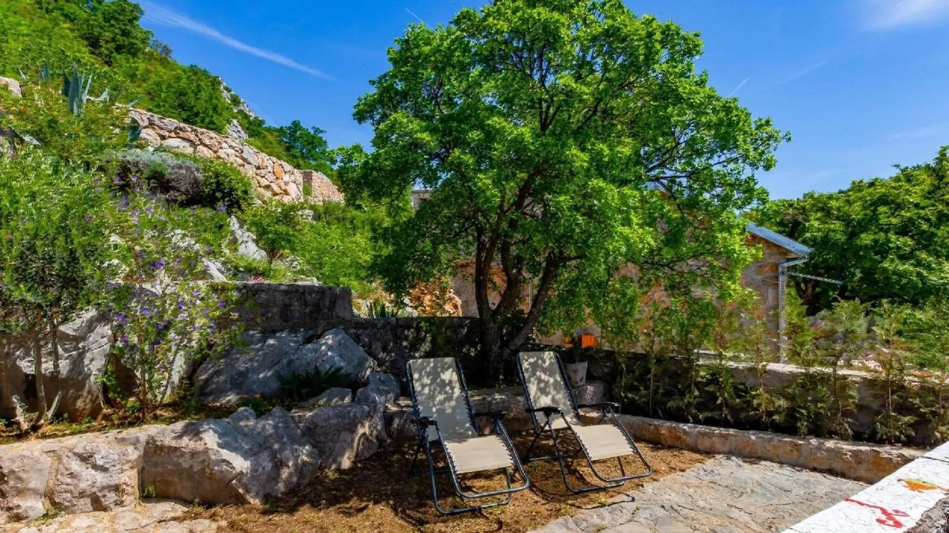 Holiday home Authentic Stone House On The Mountain Velebit